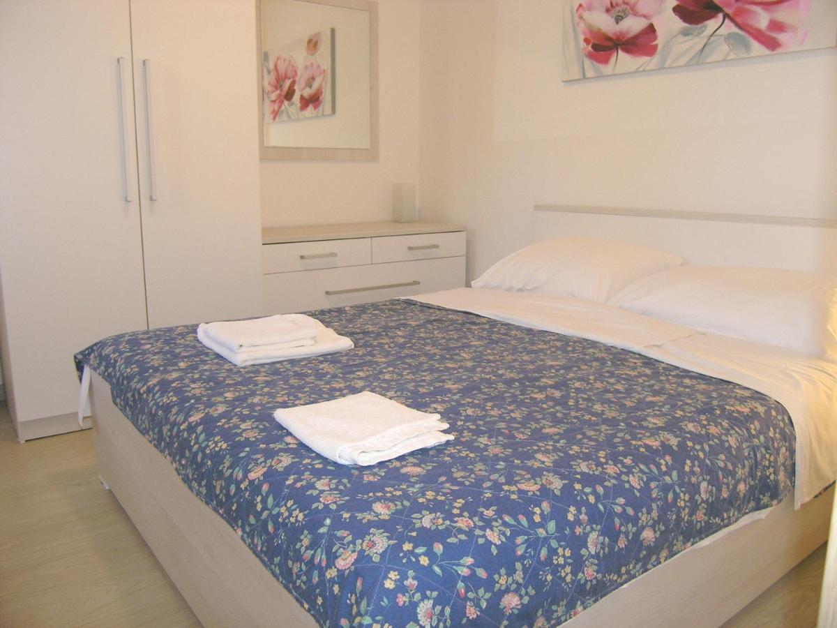 Apartments Sokolovic 克尔克 外观 照片