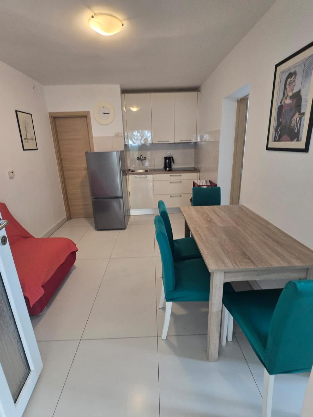 Apartments Sokolovic 克尔克 外观 照片