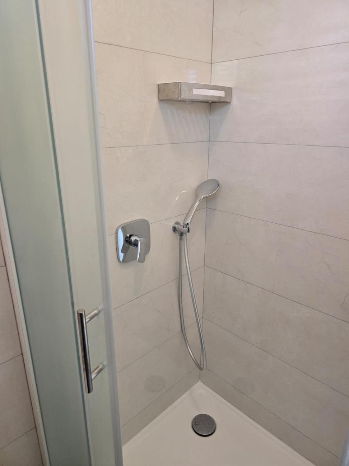 Apartments Sokolovic 克尔克 外观 照片