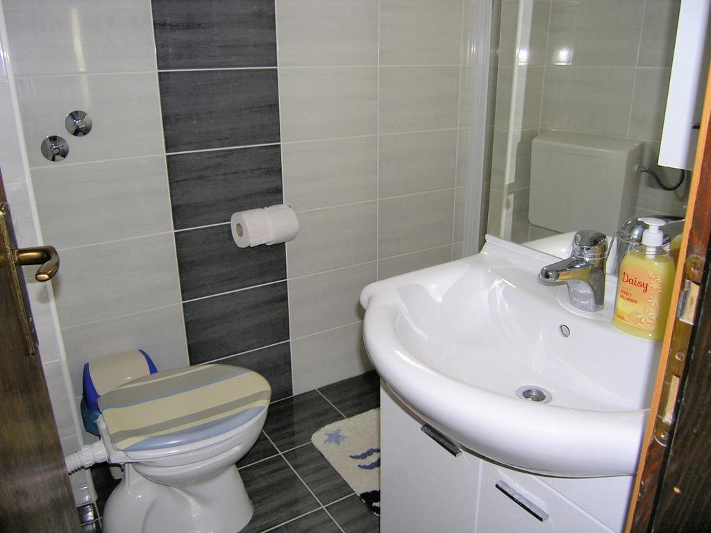 Apartments Sokolovic 克尔克 外观 照片