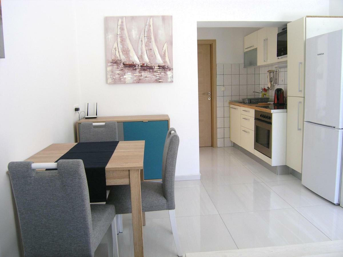 Apartments Sokolovic 克尔克 外观 照片